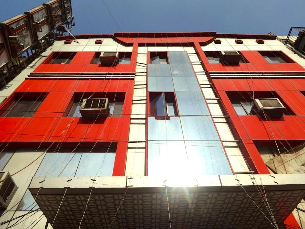 Hotel Milan Deluxe نيودلهي المظهر الخارجي الصورة