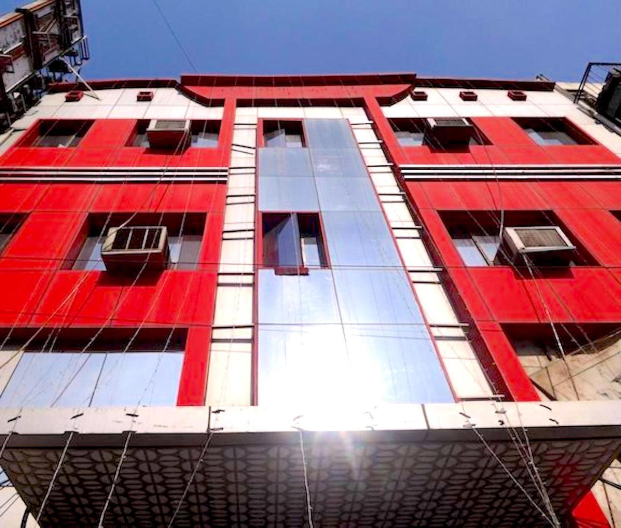 Hotel Milan Deluxe نيودلهي المظهر الخارجي الصورة
